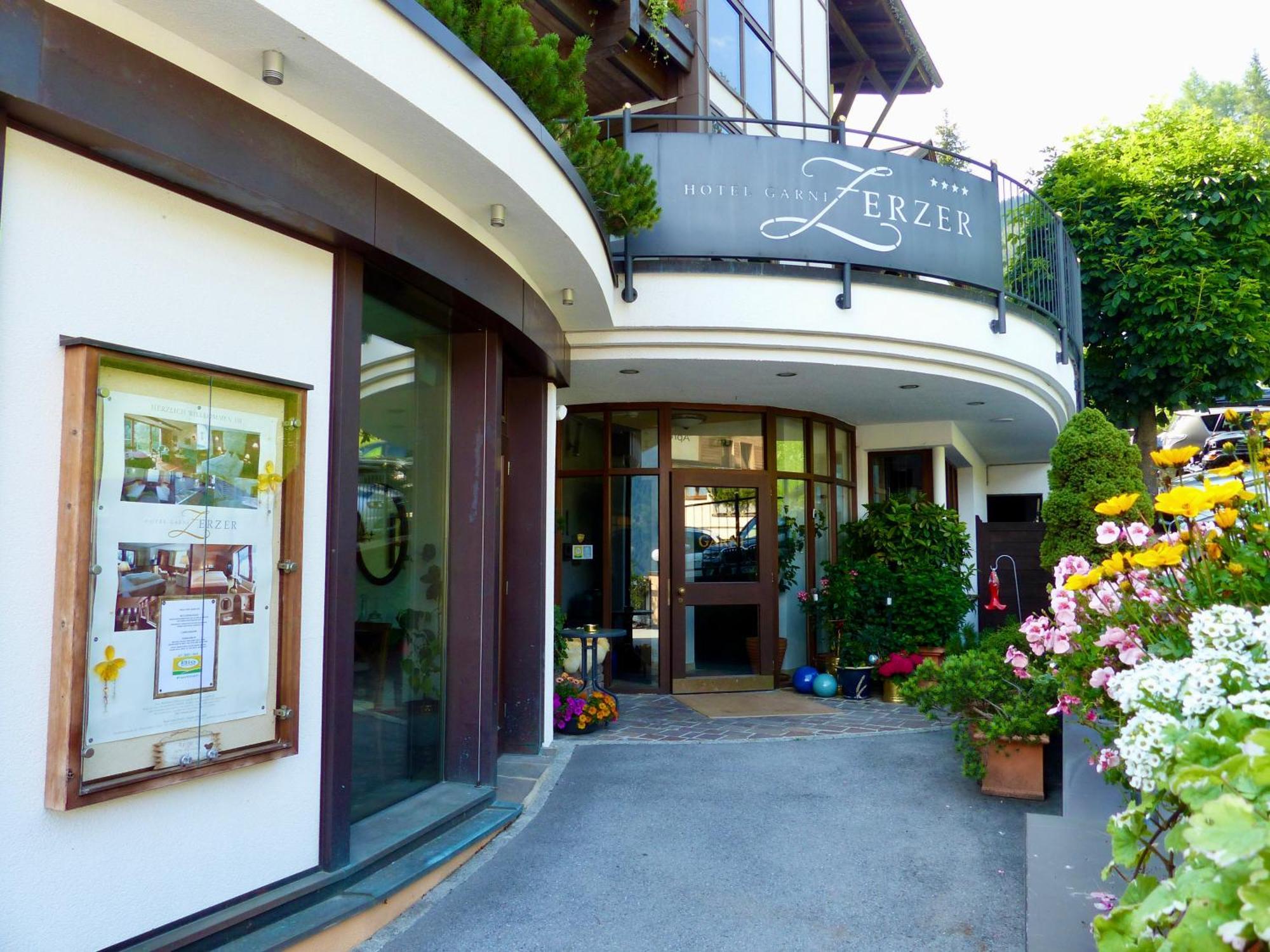 Hotel Garni Zerzer Serfaus Eksteriør billede