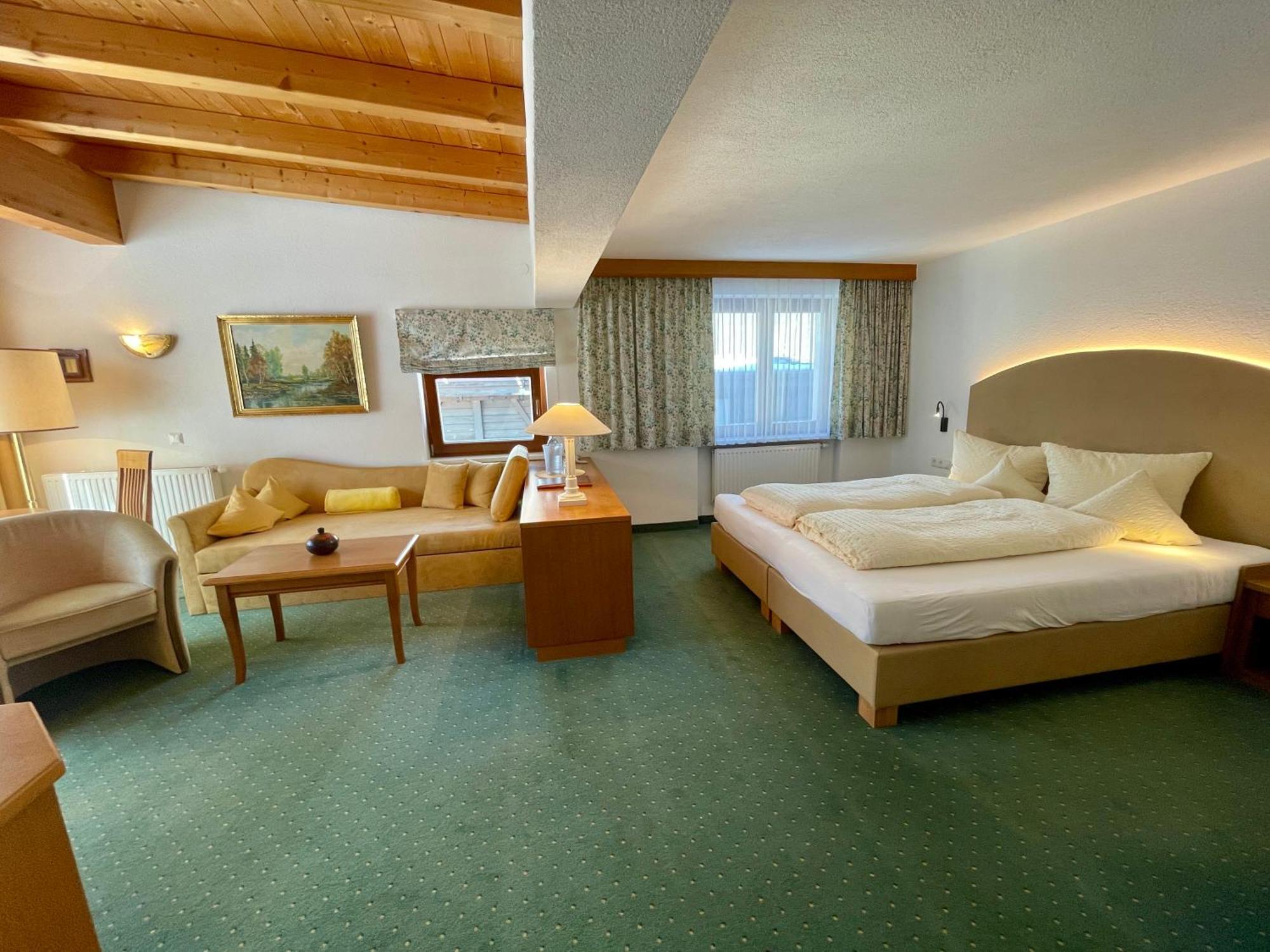Hotel Garni Zerzer Serfaus Eksteriør billede